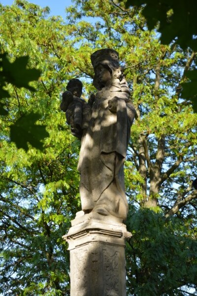 Esztergom - Kuckländer-Madonna szobor