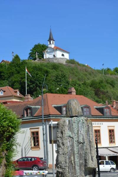 Esztergom Liszt Ferenc szobor és a szenttamáshegyi Szent Tamás kápolna