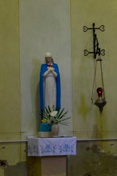 Gávavencsellő - Nagyboldogasszony római katolikus templom Szűz Mária szobra