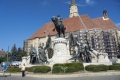 kolozsvar-matyas-kiraly-lovas-szobor-es-a-szent-mihaly-templom-3