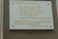 Nagykároly 1-es Számú Általános Iskola falán látható Petőfi Sándor emléktábla