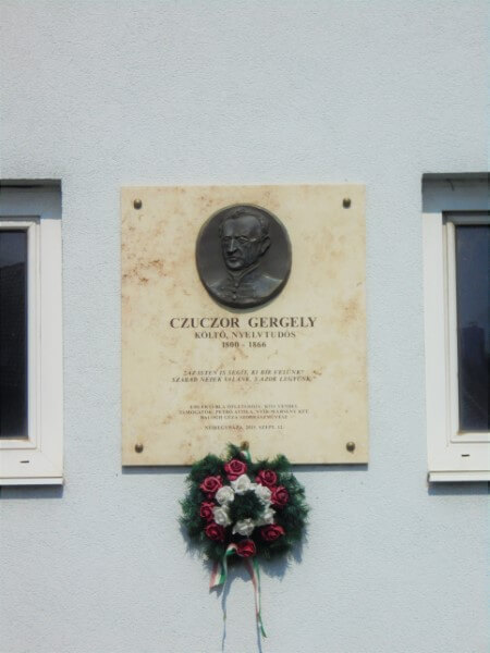 Nyíregyháza Czuczor Gergely költő, nyelvtudós emléktáblája