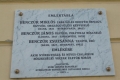Nyíregyháza Túróczy Zoltán Evangélikus iskola falán a híres Benczúrok emléktáblája