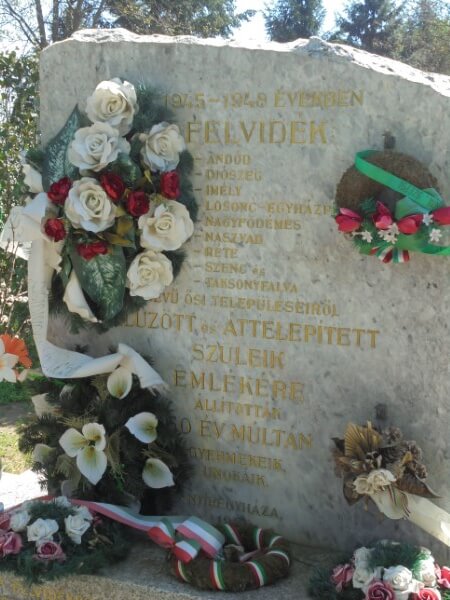 Nyíregyházi temetőben a felvidékről kitelepítettek emlékműve