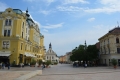 A pécsi városháza és a Hunyadi János lovasszobor